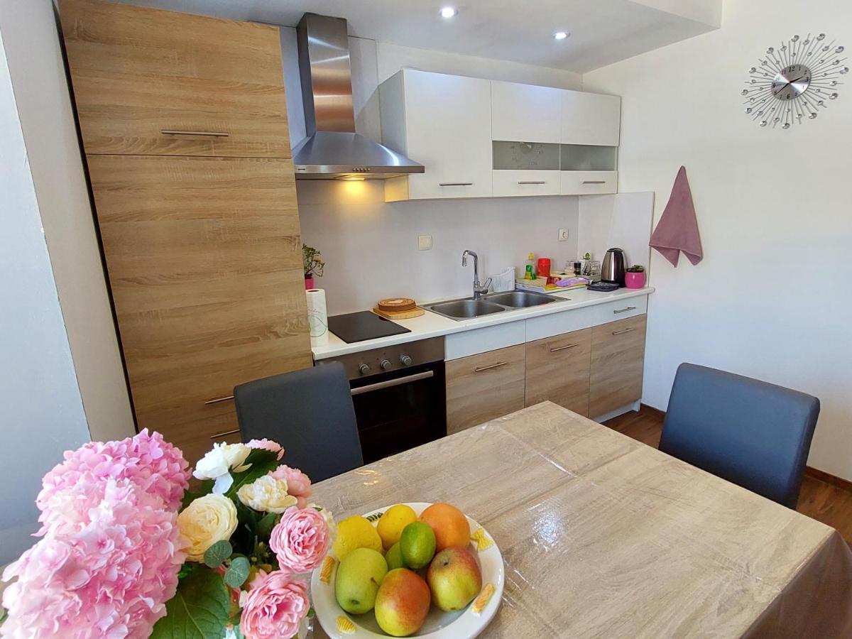 Mexicana Apartment Pink ซาดาร์ ภายนอก รูปภาพ